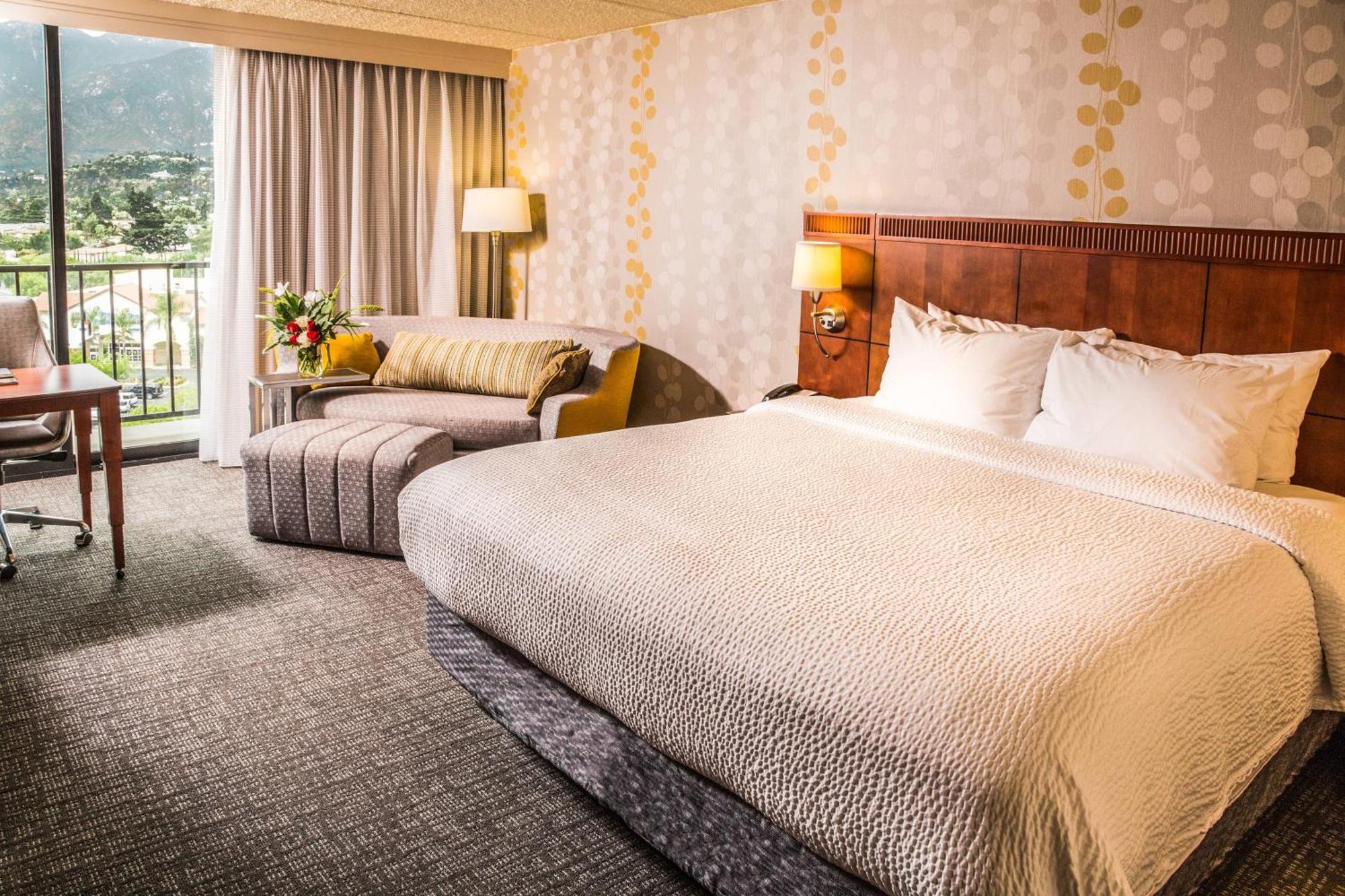 Courtyard By Marriott Los Angeles Pasadena/Monrovia Extérieur photo