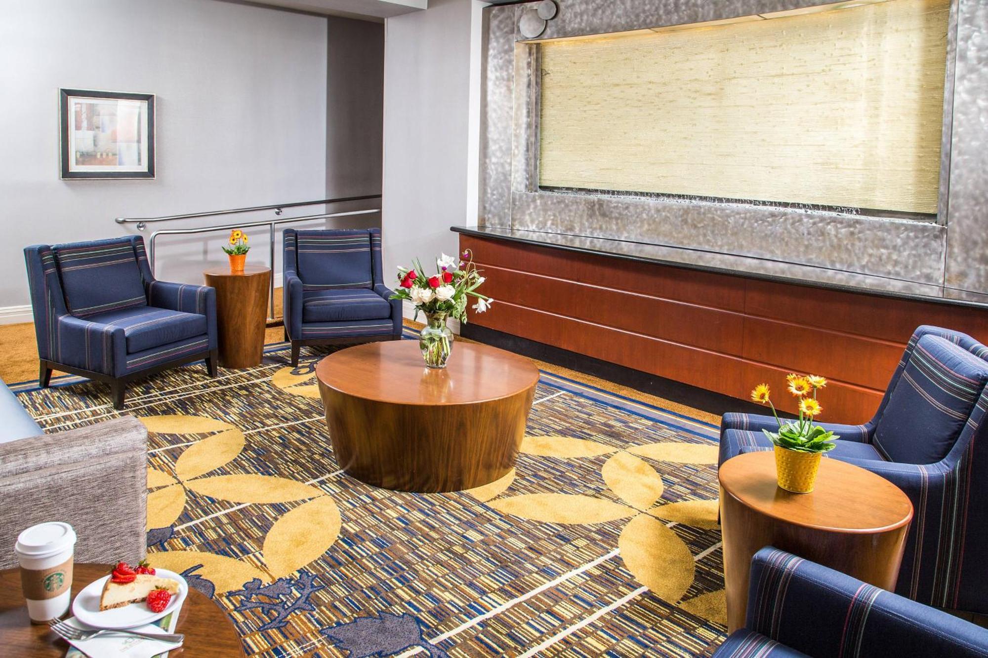 Courtyard By Marriott Los Angeles Pasadena/Monrovia Extérieur photo