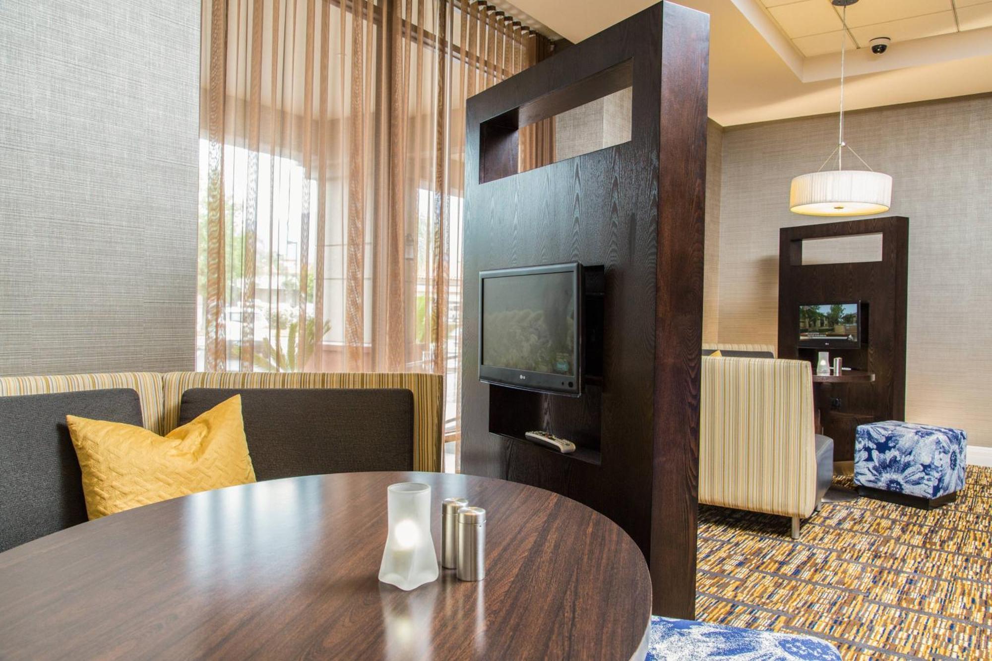 Courtyard By Marriott Los Angeles Pasadena/Monrovia Extérieur photo